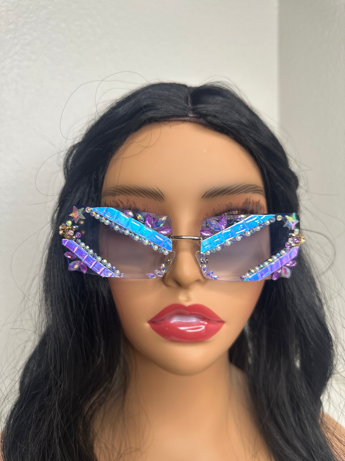 Iridescent sunnies